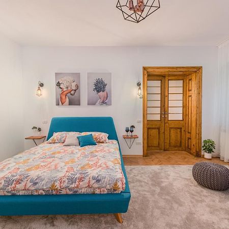 Garden Hideout - Central Apartment Braşov Dış mekan fotoğraf