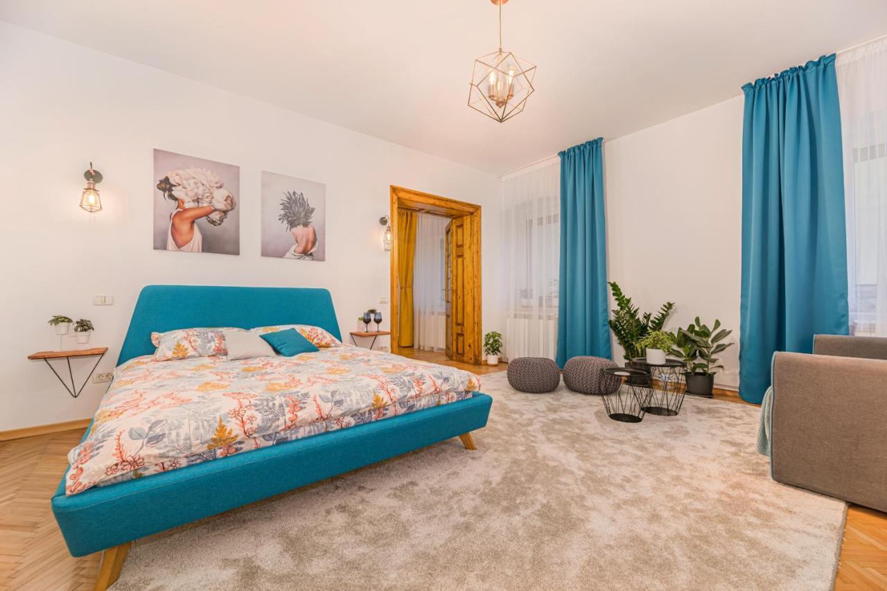 Garden Hideout - Central Apartment Braşov Dış mekan fotoğraf