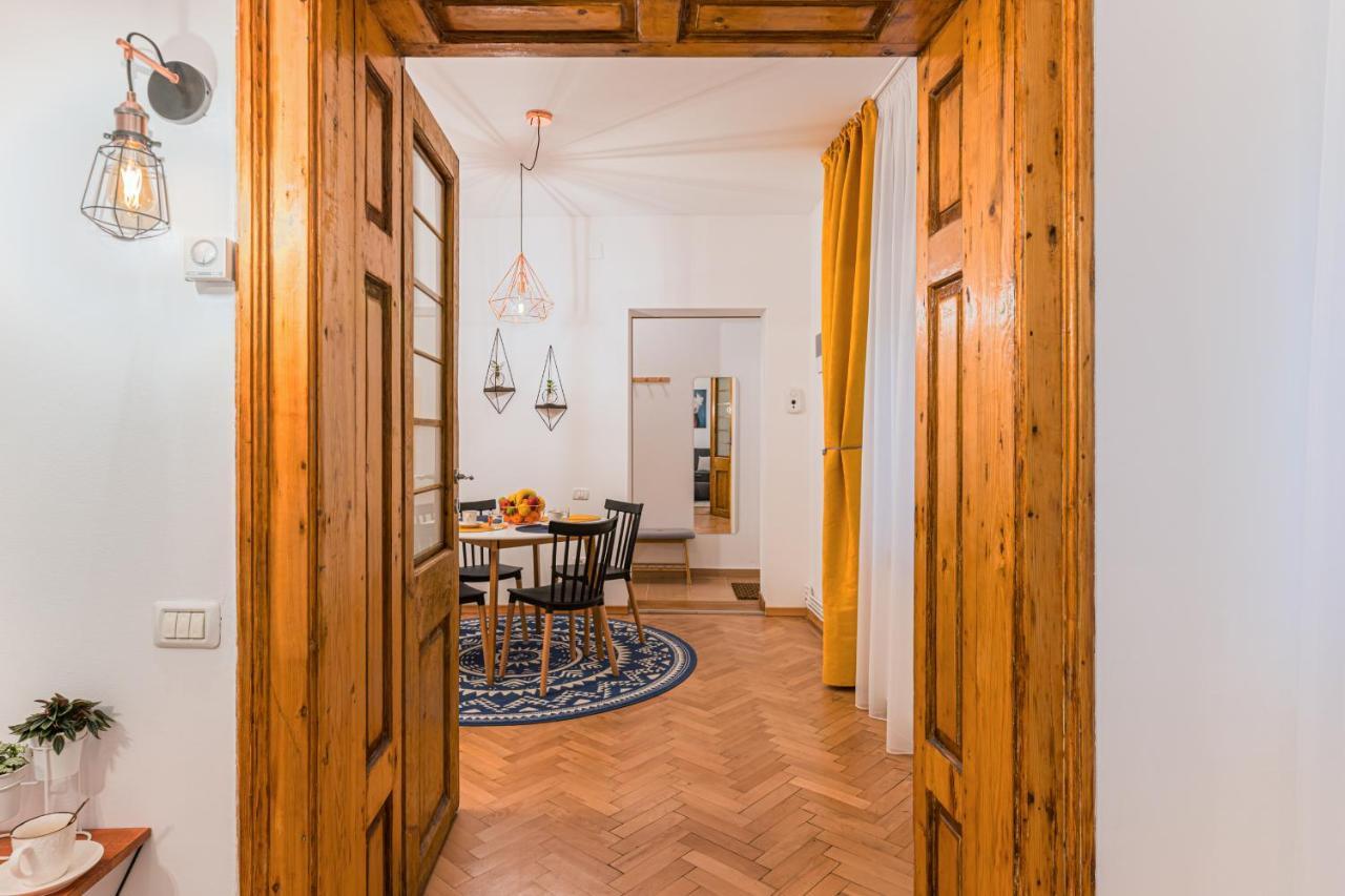 Garden Hideout - Central Apartment Braşov Dış mekan fotoğraf