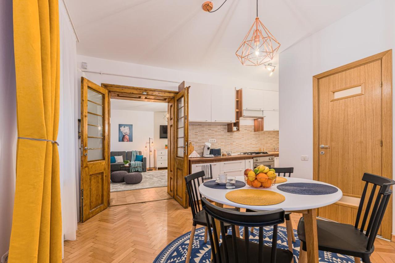 Garden Hideout - Central Apartment Braşov Dış mekan fotoğraf