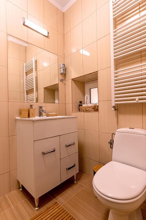 Garden Hideout - Central Apartment Braşov Dış mekan fotoğraf