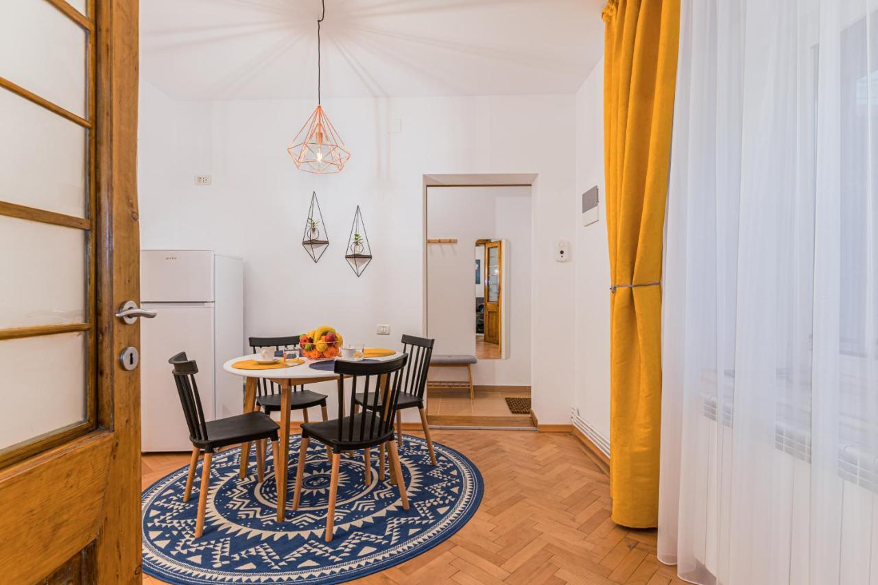 Garden Hideout - Central Apartment Braşov Dış mekan fotoğraf